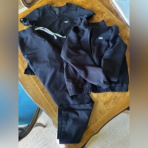 Figs 3 piece Scrub set Black Catarina Livingston Sydney top, pants, Jacket XXS